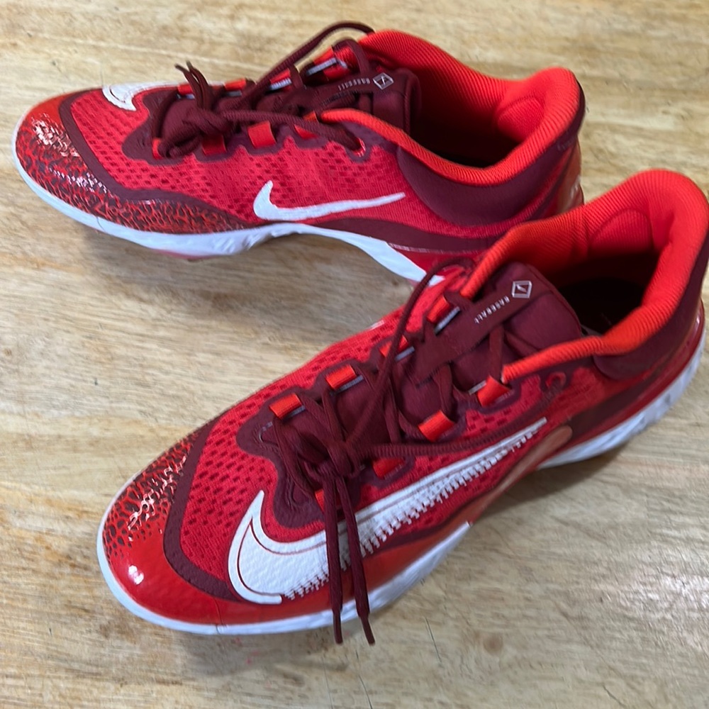 New Nike Baseball cleats sz 12.5